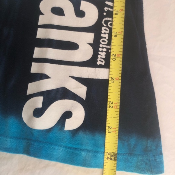 💋 Destination T Shirt, Long Medium, $4 or 6 for $15 - Picture 4 of 4